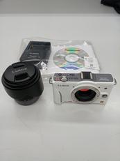 デジタル一眼カメラ|PANASONIC