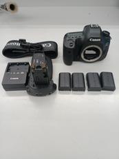 デジタル一眼レフカメラ|CANON