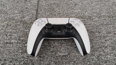 PS5 コントローラー|SONY