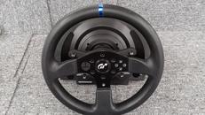 ステアリングコントローラー|THRUSTMASTER