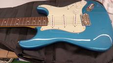 エレキギター|FENDER JAPAN
