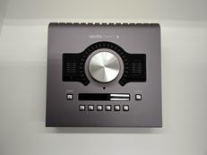 オーディオインターフェース|UNIVERSAL AUDIO