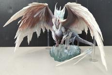 イヴェルカーナフィギュア|BANDAI