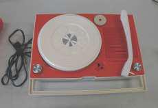 レコードプレーヤー|TAKT