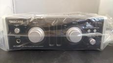 オーディオインターフェース|TASCAM