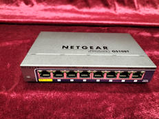 スイッチングハブ|NETGEAR