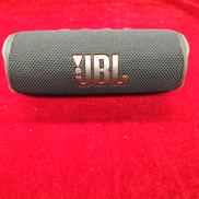 BTスピーカー|JBL