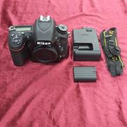 デジタル一眼レフ|NIKON