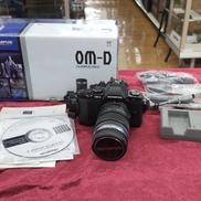 デジタルミラーレス一眼|OLYMPUS