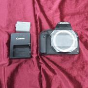 デジタル一眼レフ ボディ|CANON