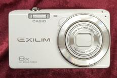 デジタルカメラ|CASIO