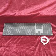 MAGIC KEYBOARD|APPLE