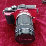 ミラーレス一眼レンズキット|OLYMPUS