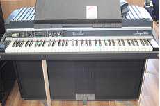 デジタルピアノ|FENDER