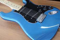 ストラトキャスタータイプ|SQUIER