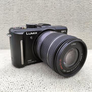 ミラーレス一眼レンズキット|PANASONIC