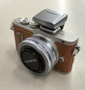 ミラーレス一眼|OLYMPUS