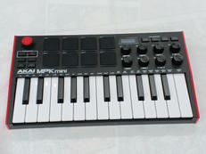 MIDIキーボード|AKAI