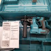 充電式ハンマードリル|MAKITA