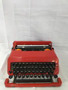タイプライター|OLIVETTI
