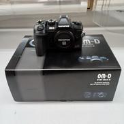 OLYMPUS OM-D ミラーレス一眼　ジャンク品 ミラーレス一眼|OM-D|オフモール - 中古通販のハードオフ公式
