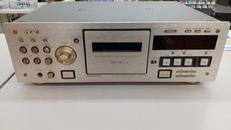 ※ジャンクの為返金交換不可|TEAC