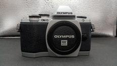 ミラーレス一眼　ボディ|OLYMPUS