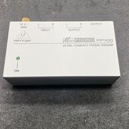 フォノアンプ|BEHRINGER