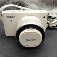 ミラーレス一眼|NIKON