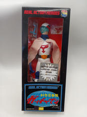 アクションドール|(株)メディコム・トイ