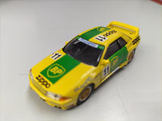 NISSAN スカイライン GT-R