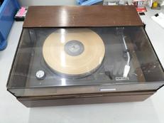 レコードプレーヤー|NEAT