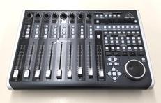 フィジカルコントローラー|BEHRINGER