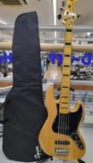 エレキベース|SQUIER