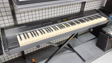 シンセサイザー|ROLAND