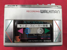 カセットウォークマン|SONY