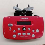 ボーカルパフォーマー|BOSS