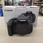 デジタル一眼レフ|CANON