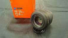 標準単焦点定番！|SONY