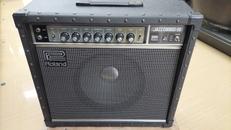 ギターアンプ|ROLAND