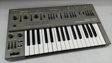 アナログ・シンセサイザー|ROLAND