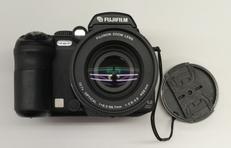 デジタルカメラ|FUJIFILM