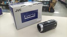 ビデオカメラ ジェイブシー Amazon | JVCKENWOOD JVC ビデオカメラ Everio R 防水 防塵 32GB