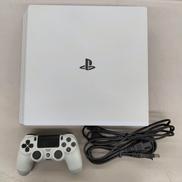 プレイステーション4本体|SONY