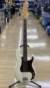 プレシジョンベースタイプ|FENDER