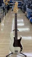 プレシジョンベースタイプ|FENDER