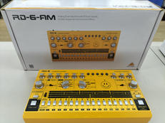 アナログドラムマシン|BEHRINGER