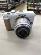 ミラーレス一眼|OLYMPUS