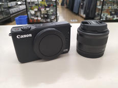 ミラーレス一眼|CANON