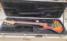 エレキベース|G&L